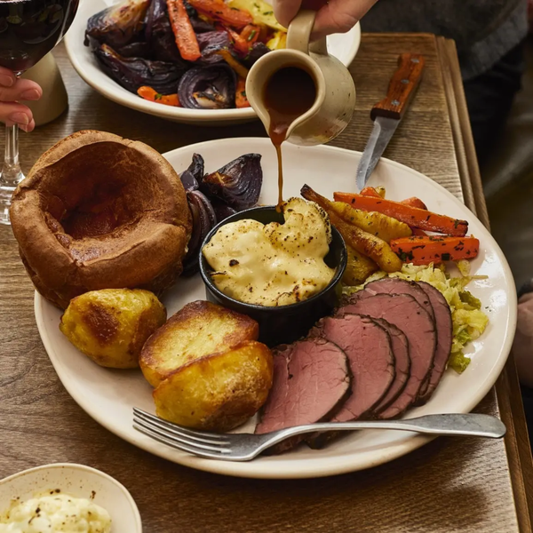 Sunday Roasts with Bottomless Trimmings at The White Hart, Lymington
