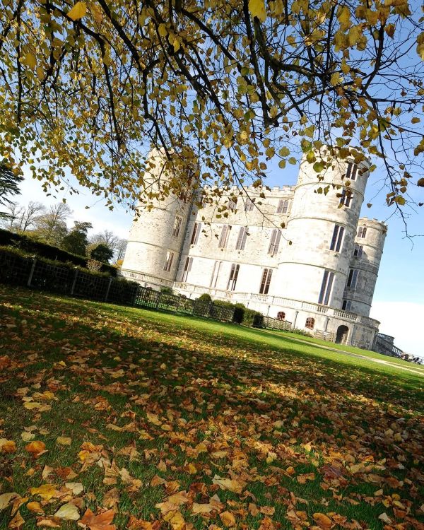 Explore Lulworth Castle