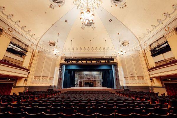 Christmas Cracker Carol Concert