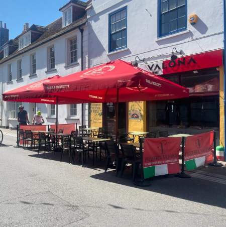 Pizzeria Valona