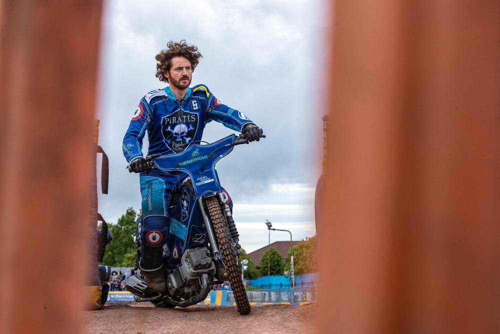 Lawson in the points but Pirates narrowly beaten at Berwick